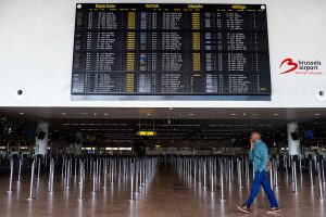 El ciberataque del viernes a varios aeropuertos europeos fue causado por un "ransomware", según medios
