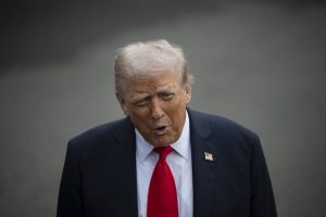 Trump anuncia nuevos aranceles a la industria farmacéutica que enturbian el acuerdo comercial entre la UE y EEUU