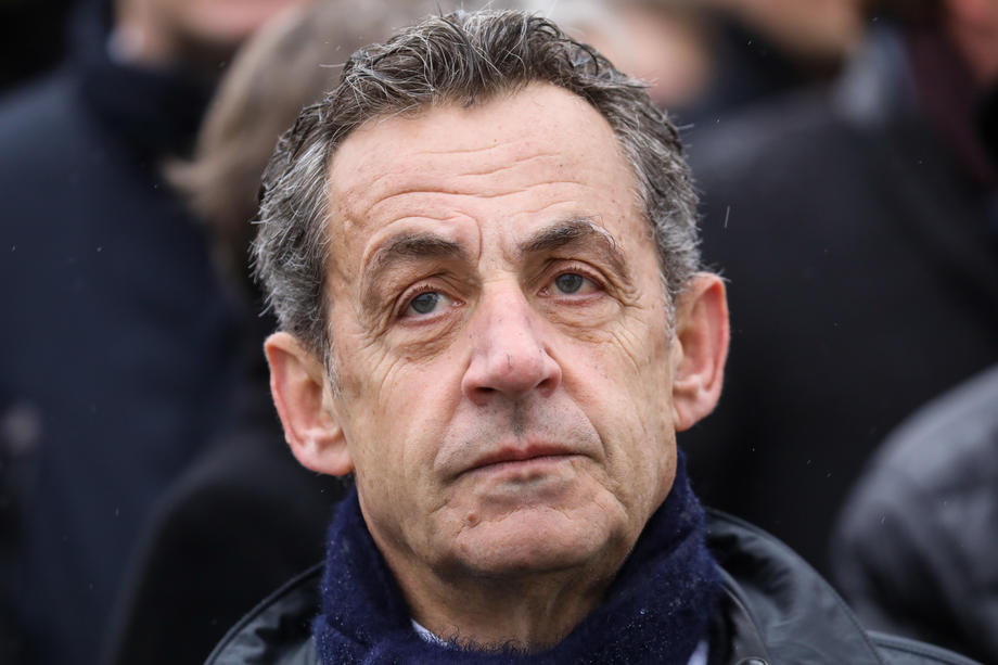 El expresidente francés Nicolas Sarkozy asiste a una ceremonia en el Arco del Triunfo de París, el 11 de noviembre de 2019.