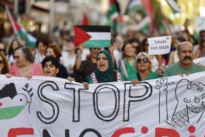 Sumar pide votar por el embargo de armas a Israel para estar "a favor de la humanidad"