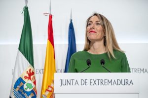 Guardiola adelanta las elecciones de Extremadura al 21 de diciembre ante el "bloqueo" presupuestario