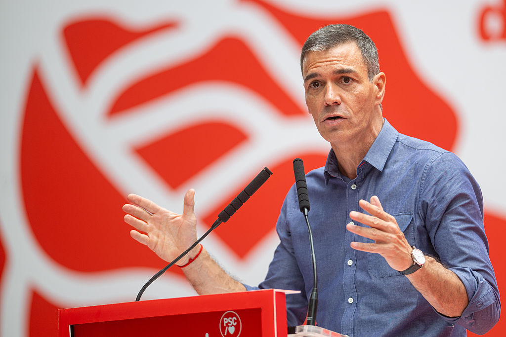 Sánchez busca en Barcelona rearmar a la izquierda mundial en el momento más bajo de Trump