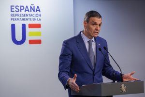 Sánchez asegura que "los responsables del genocidio tendrán que responder ante la Justicia" y mantiene el embargo de armas a Israel