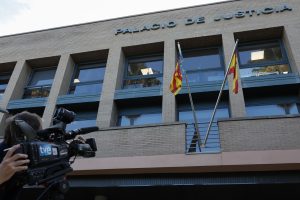 Los jueces y fiscales sustitutos denuncian en Bruselas la “grave situación” que atraviesan