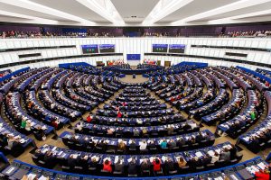 El Parlamento Europeo pide "más esfuerzo" en empleo y vivienda para garantizar la igualdad de las personas con discapacidad