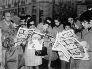 Cincuenta años después de Franco: Sánchez contrapone la democracia a la derecha actual