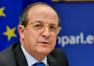 Daniel Calleja, director de la Comisión en Madrid: “En estas cuatro décadas, España ha liderado iniciativas clave para Europa”