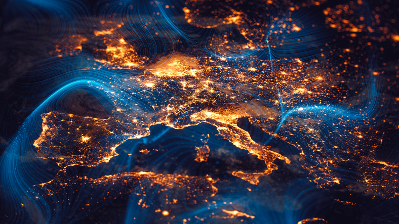Mapa nocturno de Europa que muestra ciudades interconectadas y los principales centros económicos. Luces brillantes y líneas de red dinámicas simbolizan el comercio internacional, la logística moderna y la economía digital integrada del continente.