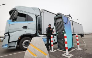La patronal logística critica las medidas anticrisis por "claramente insuficientes" y pide un nuevo paquete de ayudas al transporte