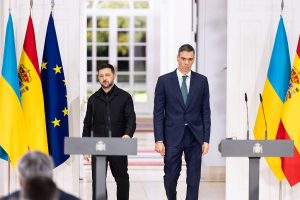 Zelenski visitará España para mantener conversaciones con Sánchez