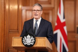 Starmer afirma que Estados Unidos puede utilizar las bases británicas para lanzar ataques con misiles contra Irán