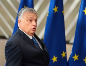 La UE deposita sus esperanzas en las elecciones de Hungría para desbloquear el préstamo para Ucrania