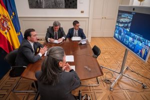 España pide a la UE que sea "una voz que equilibre" y abogue por "la diplomacia y la negociación"