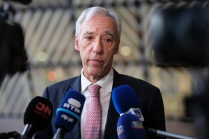 EXCLUSIVA: Cravinho, exministro de Asuntos Exteriores de Portugal, favorito para dirigir el Colegio de Europa