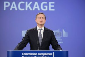 La UE advierte de un nuevo «shock» energético por Oriente Medio que afectará a la economía