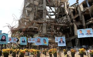 Estados Unidos e Irán afirman estar listos para seguir la guerra