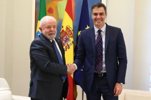 Sánchez y Lula da Silva abordarán en una cumbre el 17 de abril en Barcelona una solución al conflicto en Oriente Medio