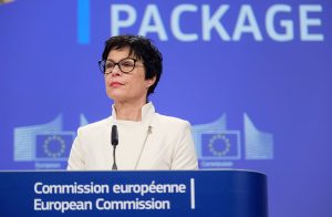 La Unión Europea da marcha atrás en la suspensión de la financiación a Serbia