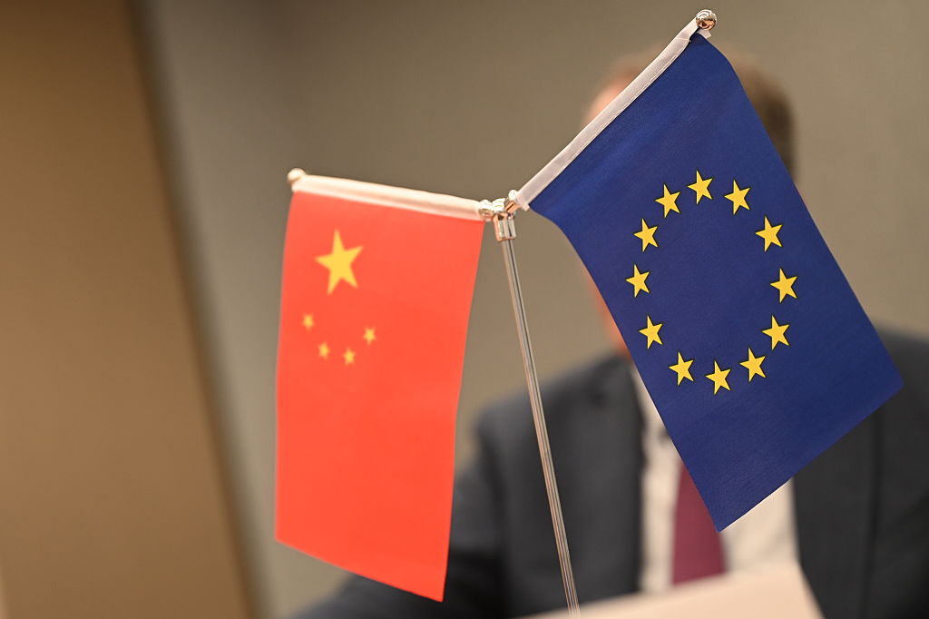 La Comisión Europea insinúa una nueva arma comercial contra China
