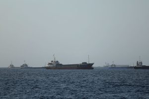 Irán afirma que ha vuelto a cerrar el estrecho de Ormuz  tras los ataques de Israel contra el Líbano