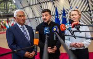 Los 8.000 millones de euros de la UE para Kiev, eclipsados por las desavenencias diplomáticas