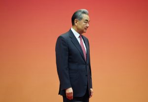 China se encuentra con una acogida pragmática en los países nórdicos durante una gira diplomática
