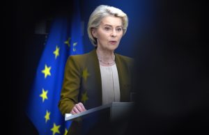 La UE acuerda imponer sanciones más suaves a Rusia ante la resistencia de Grecia