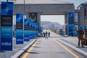 Estados Unidos busca suavizar la retirada de tropas de Europa en la cumbre de la OTAN en Ankara