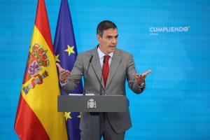 Pedro Sánchez defiende su trayectoria en medio de los escándalos