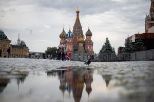 Bruselas insinúa un cambio en la estrategia de sanciones contra Rusia