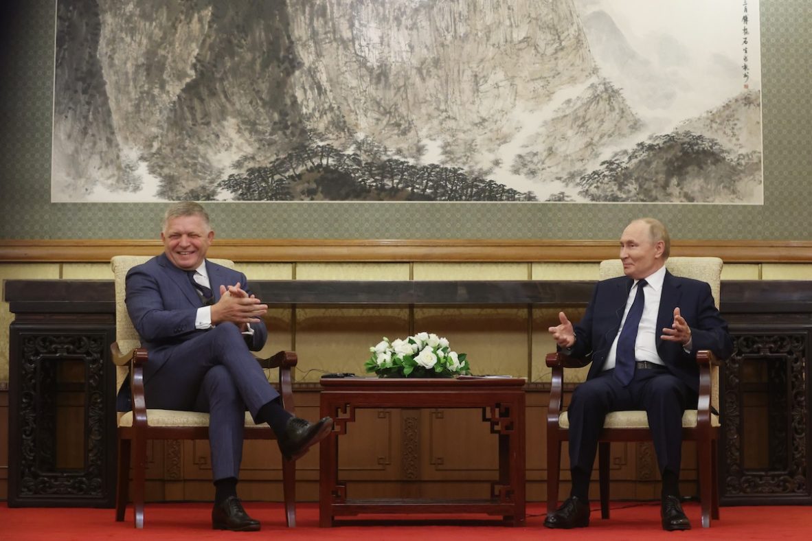La UE prorroga las sanciones a Rusia en medio del último enfrentamiento por los oligarcas