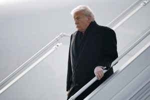 Trump afirma que Dinamarca concederá a EE. UU. el «control permanente» sobre la seguridad de Groenlandia