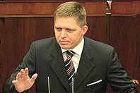 Slovaquie : le parti de Robert Fico gouvernera seul