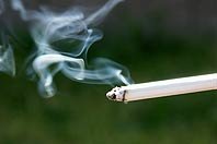 La droite européenne obtient le report du vote sur la directive tabac