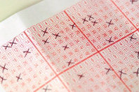 Les loteries caritatives contestent les monopoles étatiques 