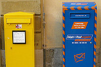 mailbox_yellow_blue.jpg