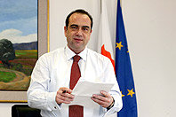 p-010357-00-1.jpg