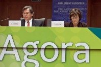Agora_photo1_s.jpg