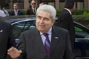 Chypre demandera l’aide financière de l’UE et de la Russie