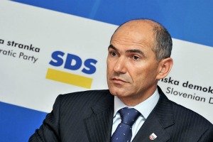 La Slovénie nomme un dirigeant de centre-droit juste à temps pour le sommet