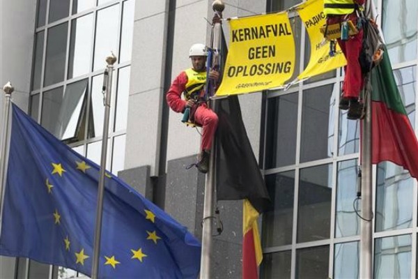 Greenpeace salue la transparence des tests de résistance nucléaire