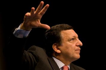 José Manuel Barroso fustige les conservateurs britanniques sur la crise de l'euro