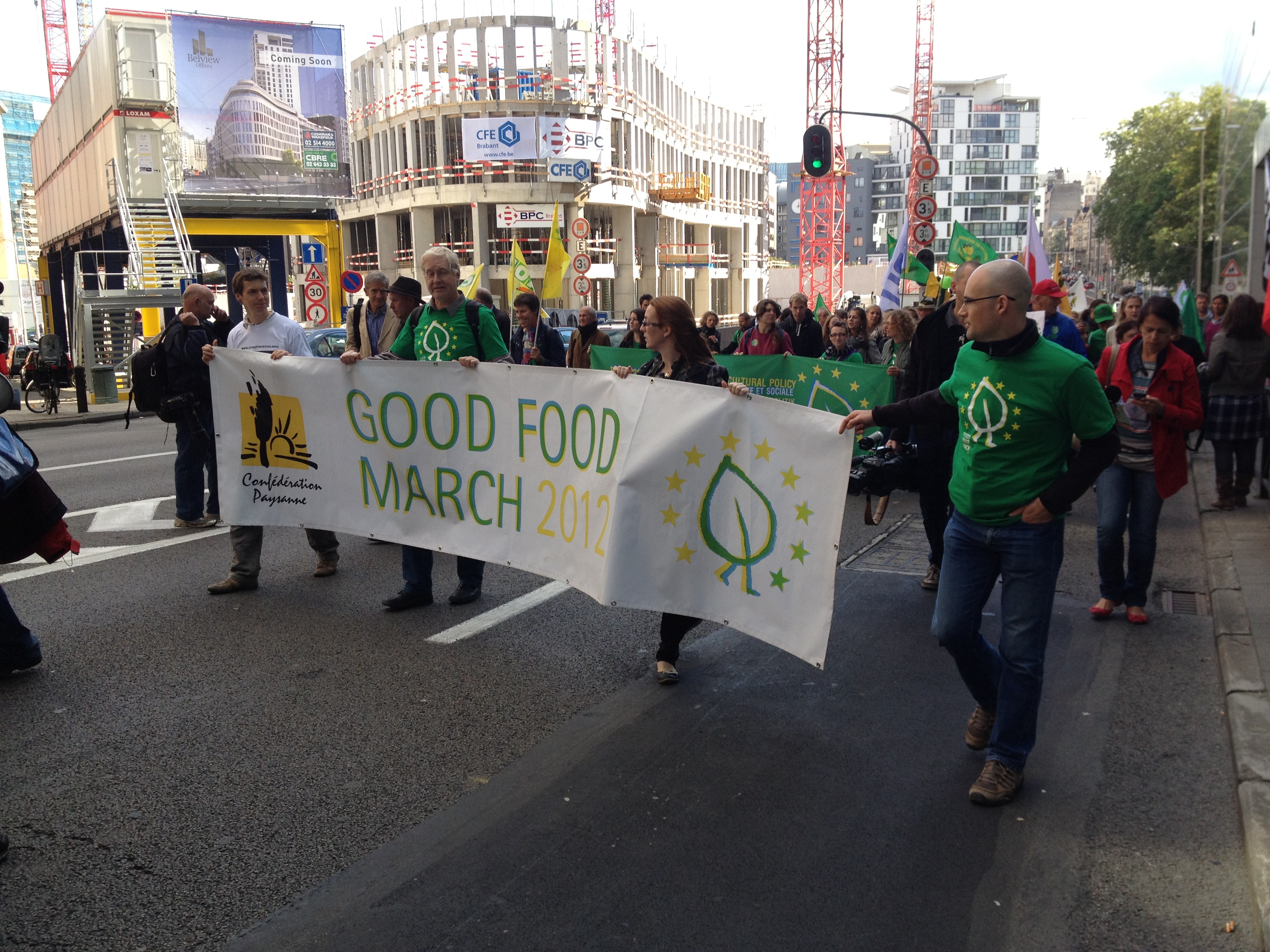 Réforme de la PAC : Dacian Ciolo? encourage les liens entre les agriculteurs et les consommateurs