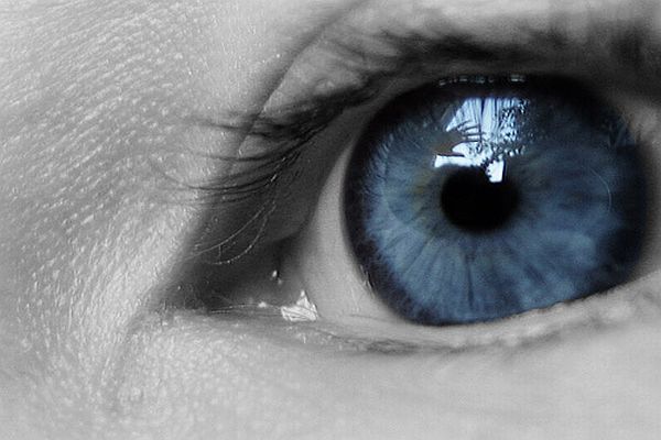 L’Europe ferme les yeux sur la politique des soins oculaires