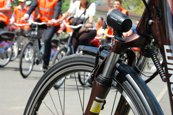 Quand un vélo électrique devient-il une moto ?
