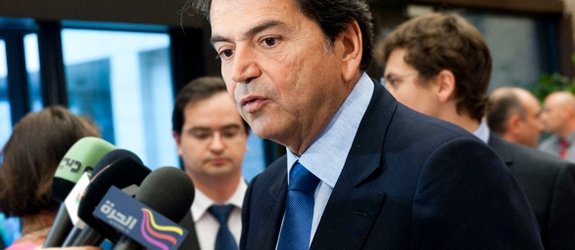 Roms : Violentes critiques de Lellouche contre l’Union européenne