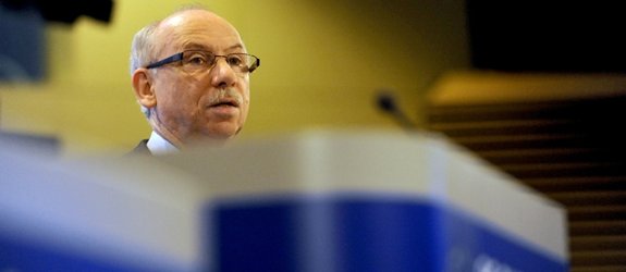 Un euro investi par l’UE peut générer jusqu’à 14 fois plus, estime M. Lewandowski