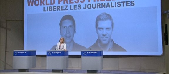 Bruxelles rend hommage à Hervé Ghesquière et Stéphane Taponier