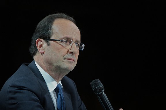 Hollande déjà contraint de revoir sa copie budgétaire