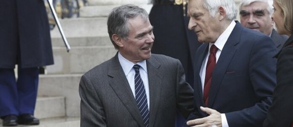 Budgets : Accoyer écrit au président du Parlement européen